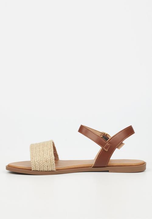 Butterfly Feet - Jemma 1 sandal - beige