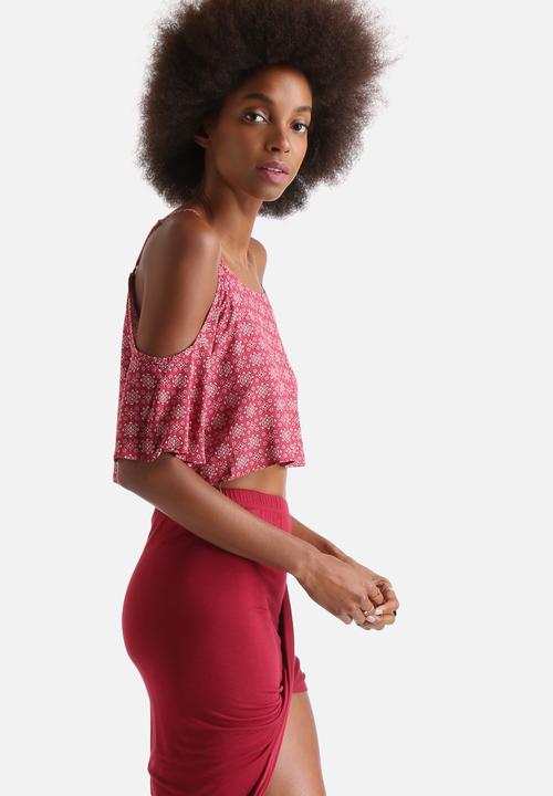 Influence. - Tile Print Rayon Cold Shoulder