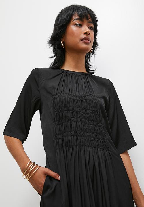 Superbalist - Shirring short sleeve dress - black