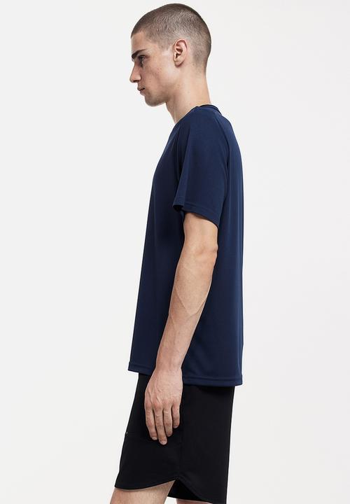 H&M - Drymove™ sports shorts - black