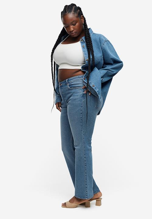 H&M - Curvy fit bootcut high jeans - denim blue
