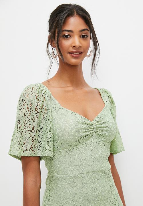 MILLA - Lace empire midi dress with flutter sleeve - green