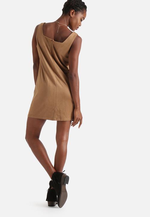 Influence. - Suedette Pinny Duo Pocket Shift Dress