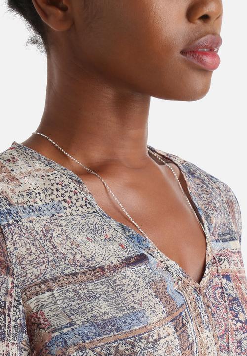 Influence. - Washed Out Tile Print Bell Sleeve Blouse