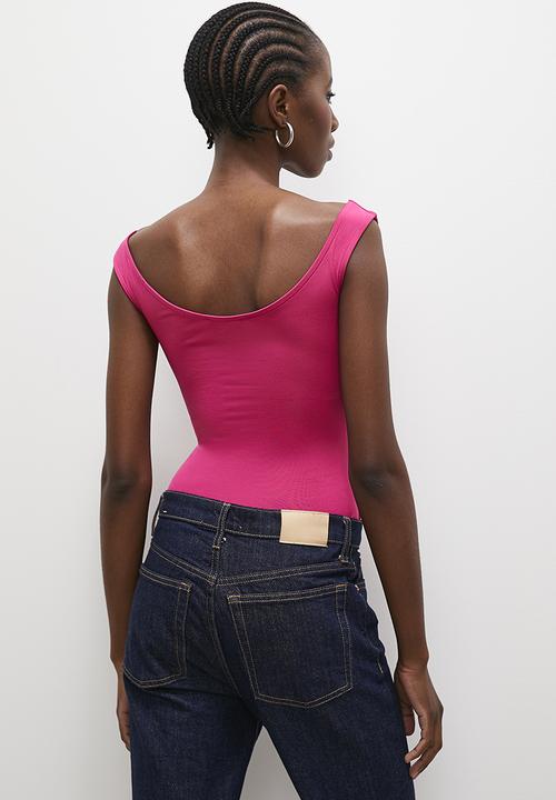 Superbalist - Off the shoulder V bodysuit - pink