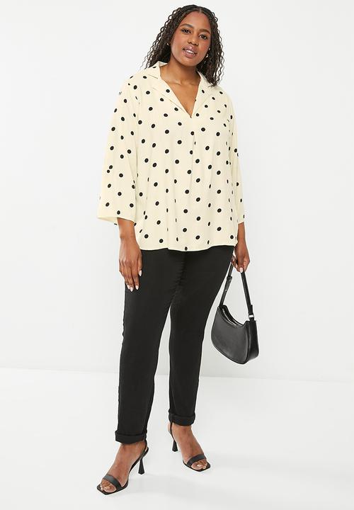 Me&B - Plus the soft tunic blouse - cream spot