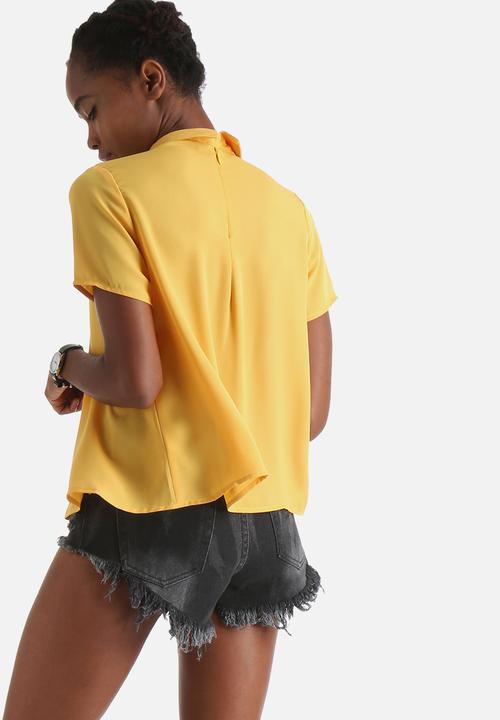 Influence. - Collared Blouse With Front Pleat Detail