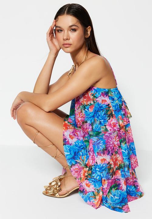 Trendyol - Fitted v-neck floral skater dress - multi