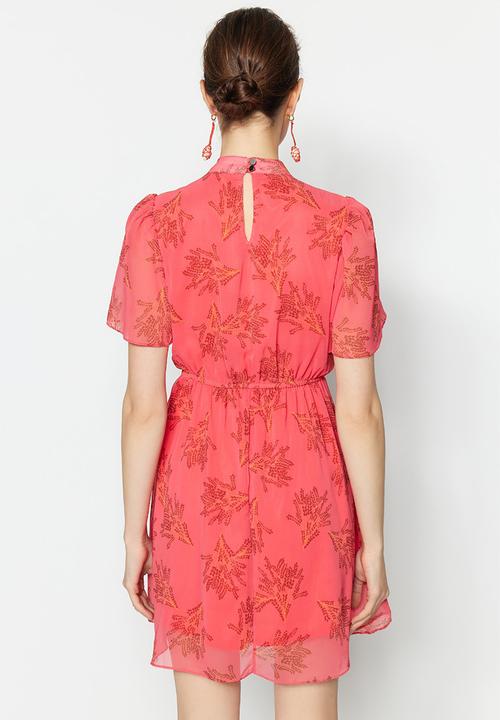 Trendyol - Short bell sleeves mini dress - pink