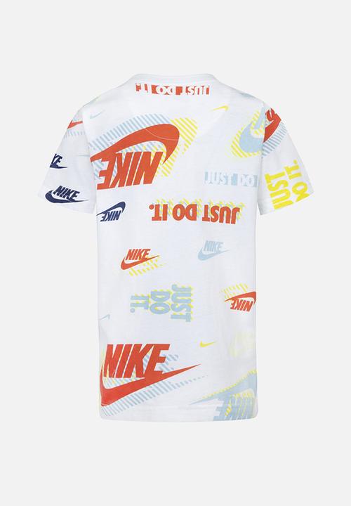 Nike - Nkb active pack aop short sleeve tee - white