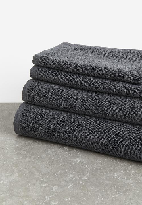 H&M - Cotton terry bath sheet - dark grey