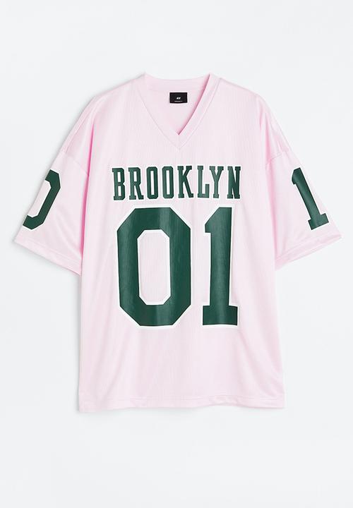 H&M - Oversized fit printed mesh t-shirt - light pink brooklyn
