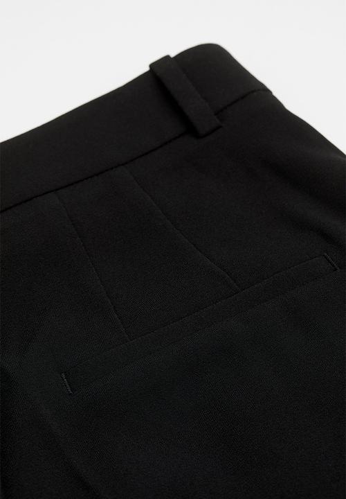 H&M - Bermuda shorts - black