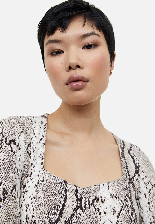 H&M - Long-sleeved jersey top - beige snakeskin patterned 