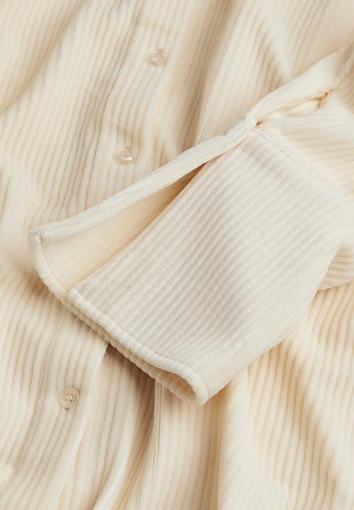 H&M - Ribbed velour shirt - cream 