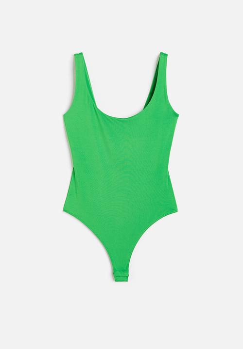 H&M - Textured body - green