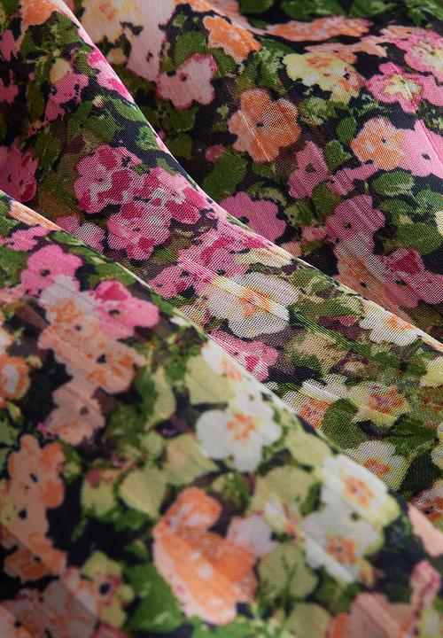 H&M - Frill-trimmed crêpe blouse - black/floral