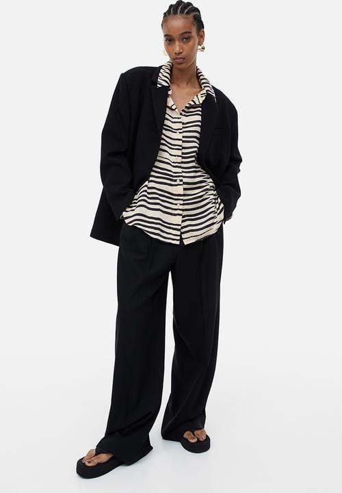 H&M - Pointed-collar shirt - cream