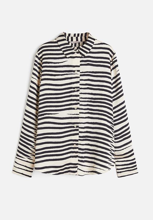 H&M - Pointed-collar shirt - cream