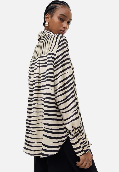 H&M - Pointed-collar shirt - cream