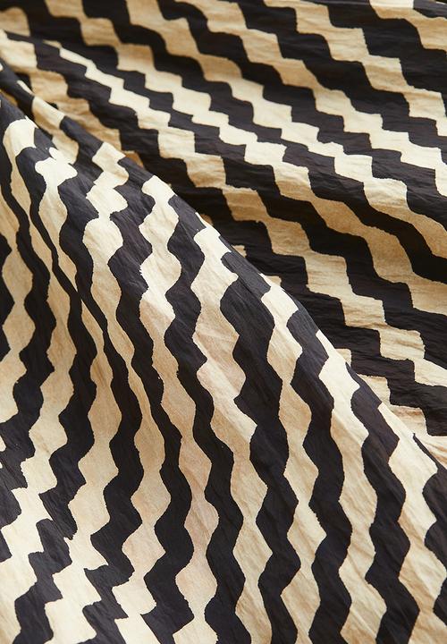H&M - Textured-weave knot-detail dress - black / patterned 