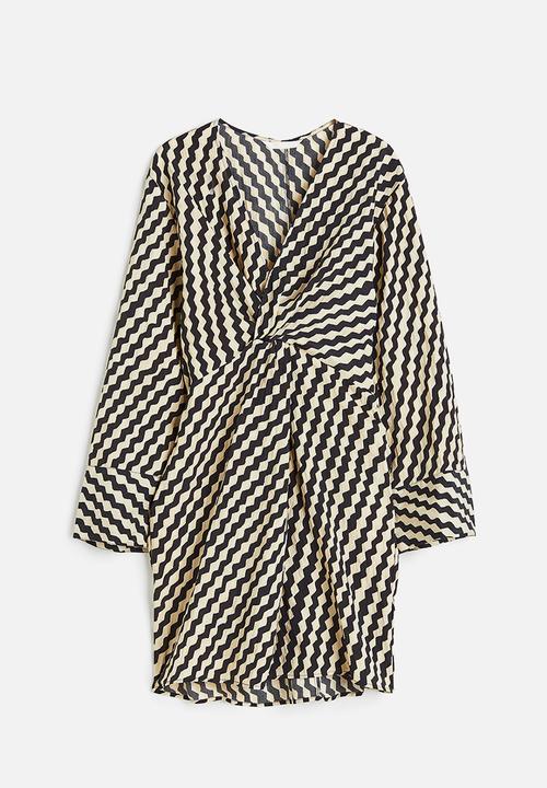 H&M - Textured-weave knot-detail dress - black / patterned 