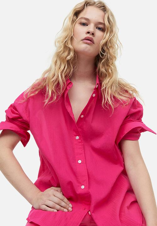 H&M - Oversized crinkled shirt - cerise 