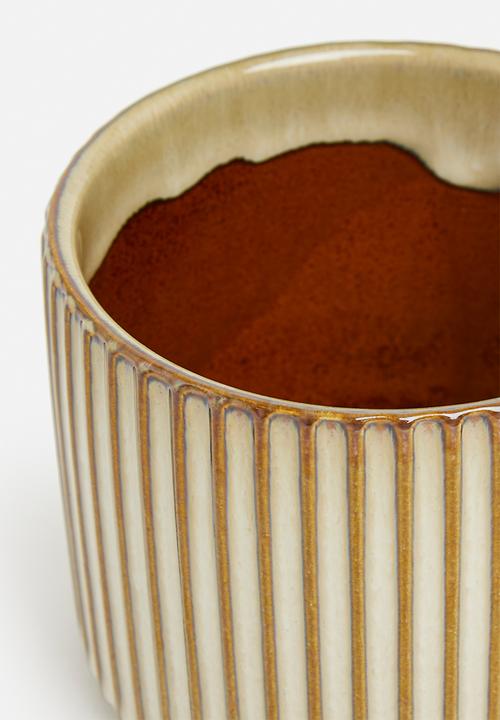 H&S - Embossed ceramic flowerpot - cream