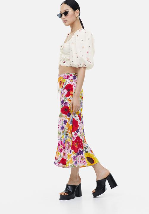 H&M - Puff sleeved cropped top - cream