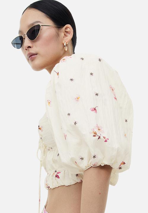 H&M - Puff sleeved cropped top - cream
