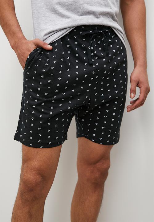 Superbalist - Knitted regular fashion print lounge short - black
