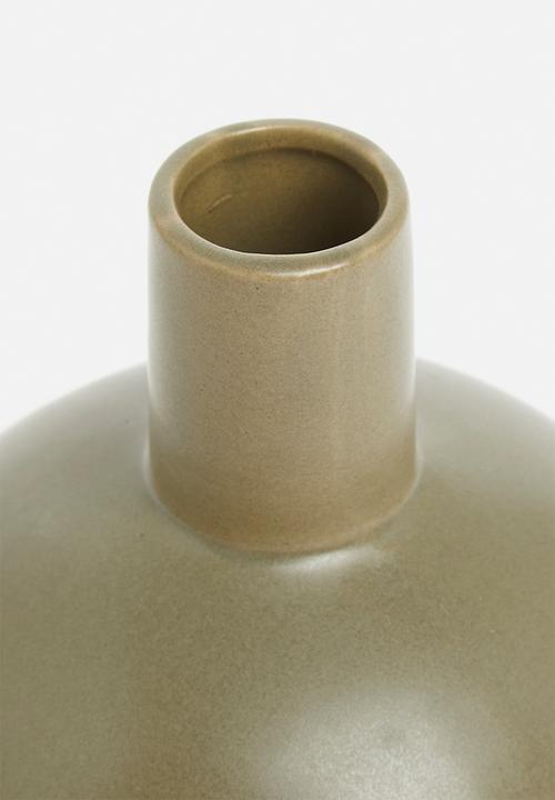 H&S - Porcelain belly vase - green
