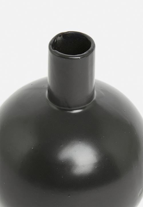 H&S - Porcelain belly vase - black