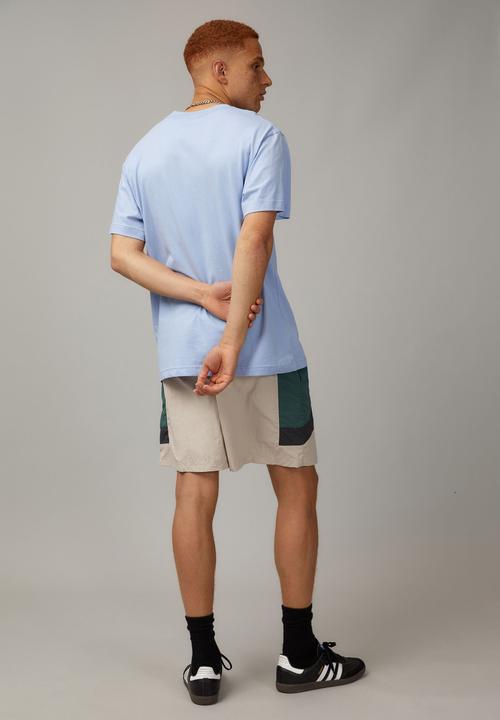 Factorie - Half half street short - beige/evergreen slate