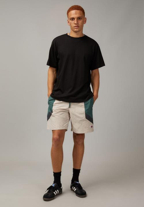 Factorie - Relaxed fit basic T-shirt - black