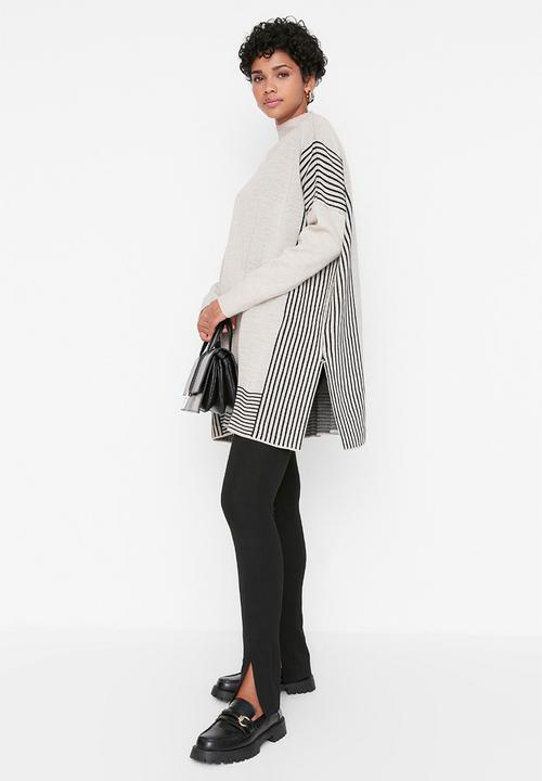 Trendyol - Oversized sweater - stone
