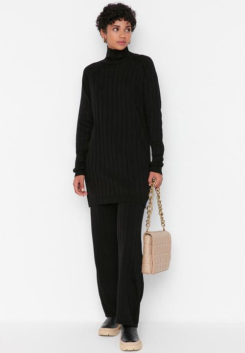 Trendyol - Modest poloneck knit two-piece set - black