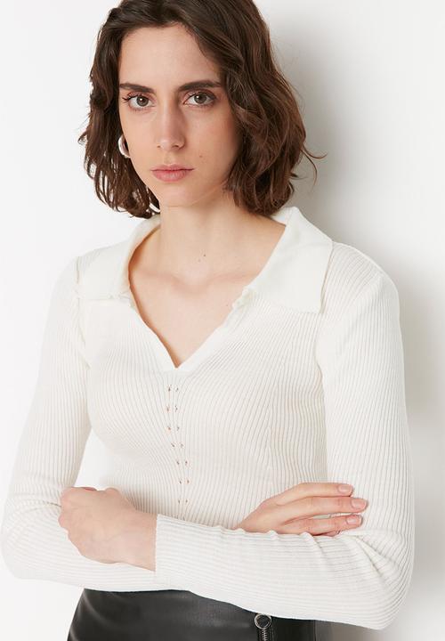 Trendyol - Collar knit top - ecru