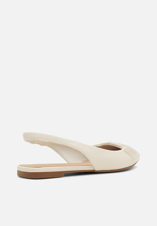 Call It Spring - Sashay slingback pump - ice