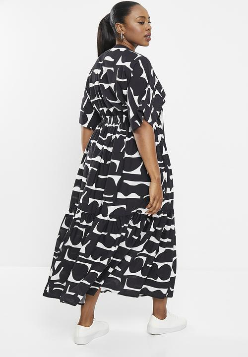 Me&B - Plus the lucy midi dress with tie front detail - black & white