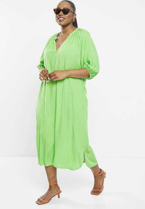 Me&B - Plus the easy tunic dress - apple