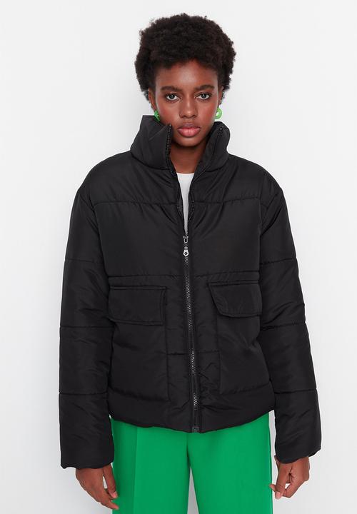 Trendyol - Oversize puffer jacket - black