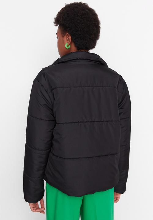 Trendyol - Oversize puffer jacket - black