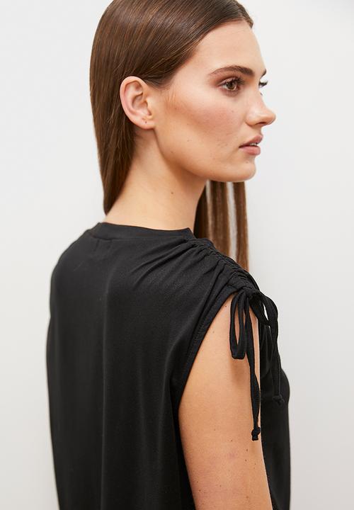 edit - Drawstring shoulder tee - black
