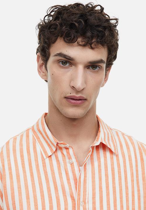 H&M - Regular fit linen-blend shirt - orange striped 