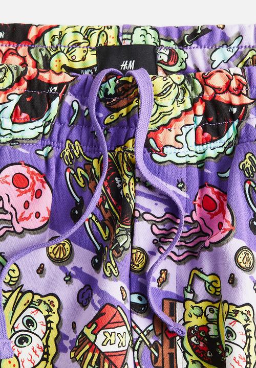 H&M - Relaxed fit printed sweatshorts - purple spongebob 
