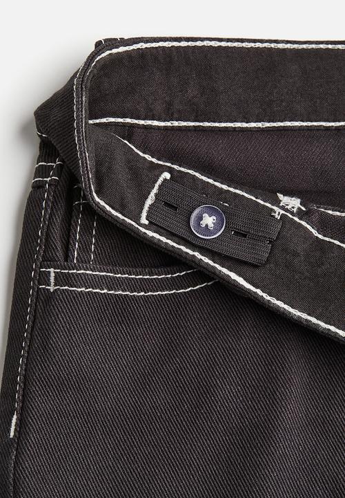 H&M - Loose fit denim shorts - black