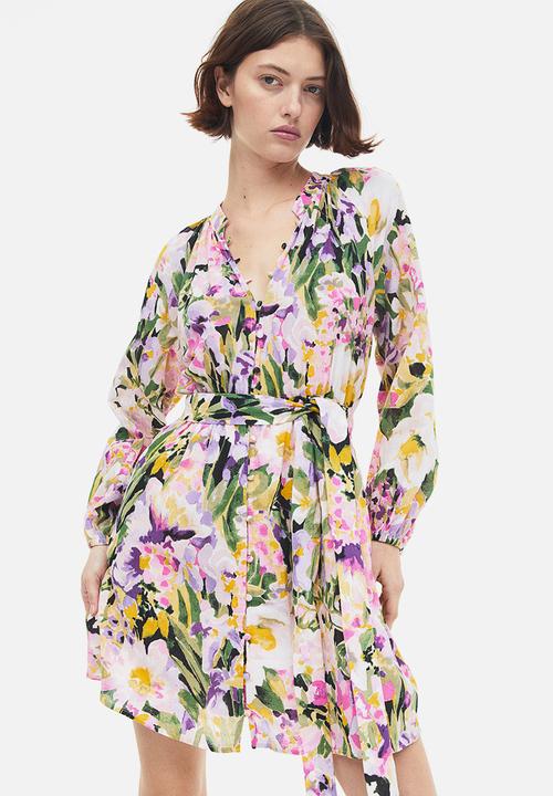 H&M - Tie-belt crêpe dress - light pink floral