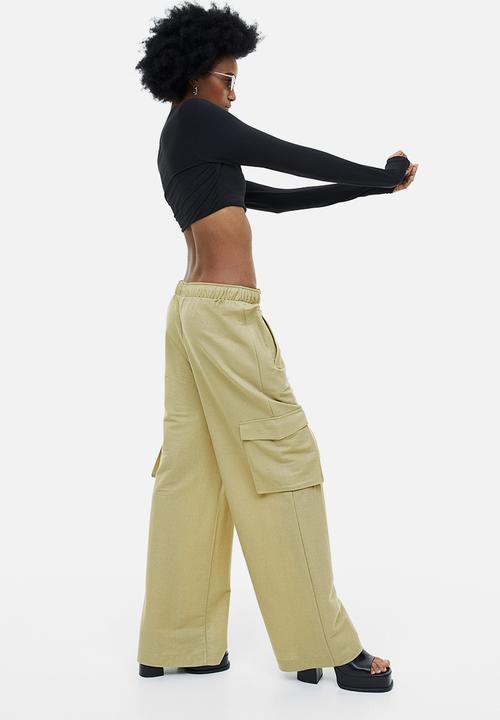H&M - Pull-on cargo trousers - light khaki green 