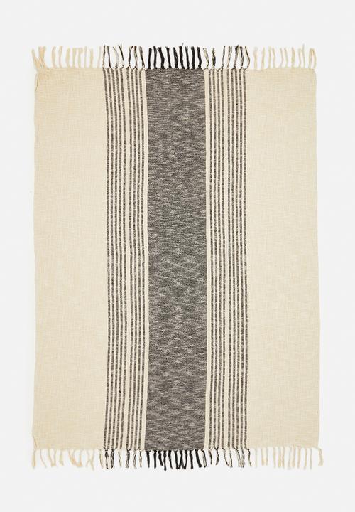 H&S - Ezra striped cotton throw - grey